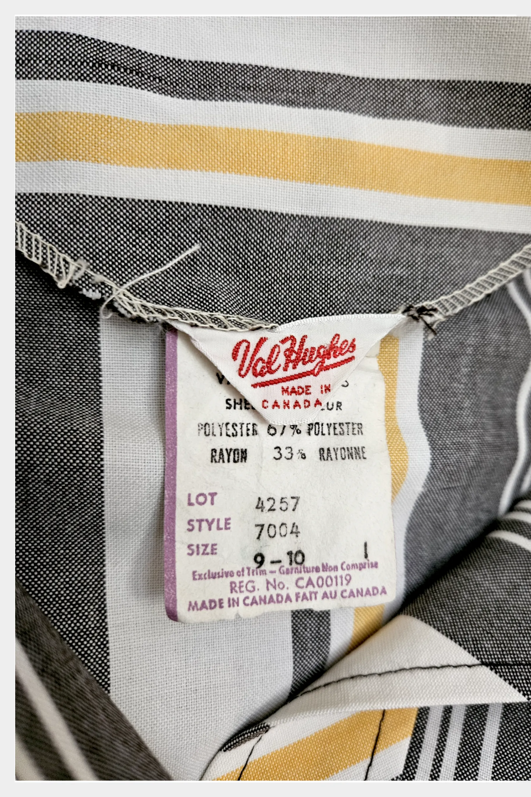 1970s dagger collar belted striped shirt | small