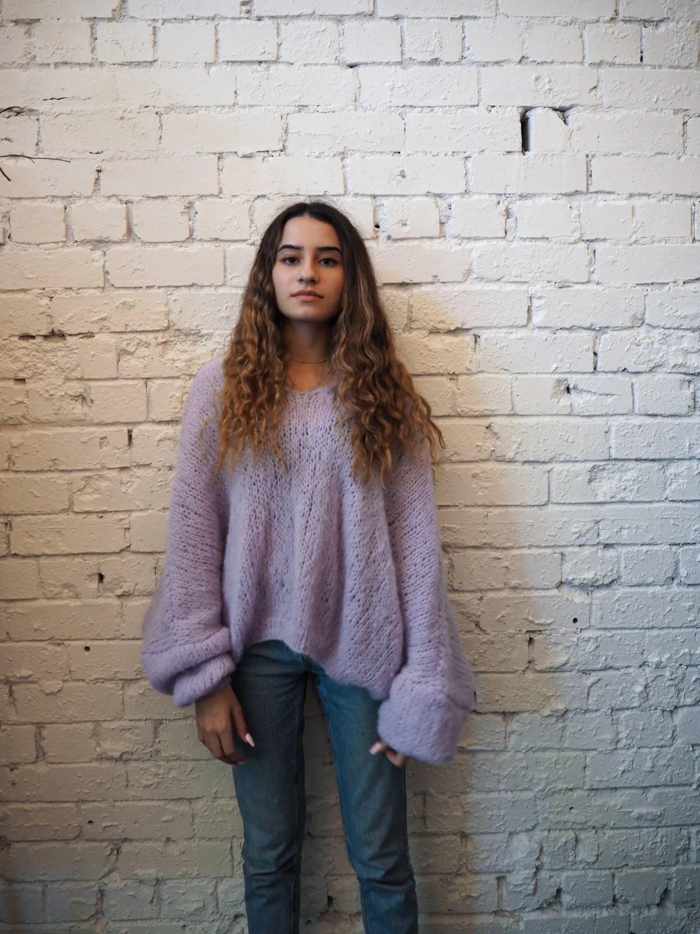 Hand knit batwing V neck sweater (Alpaca) - Lilac