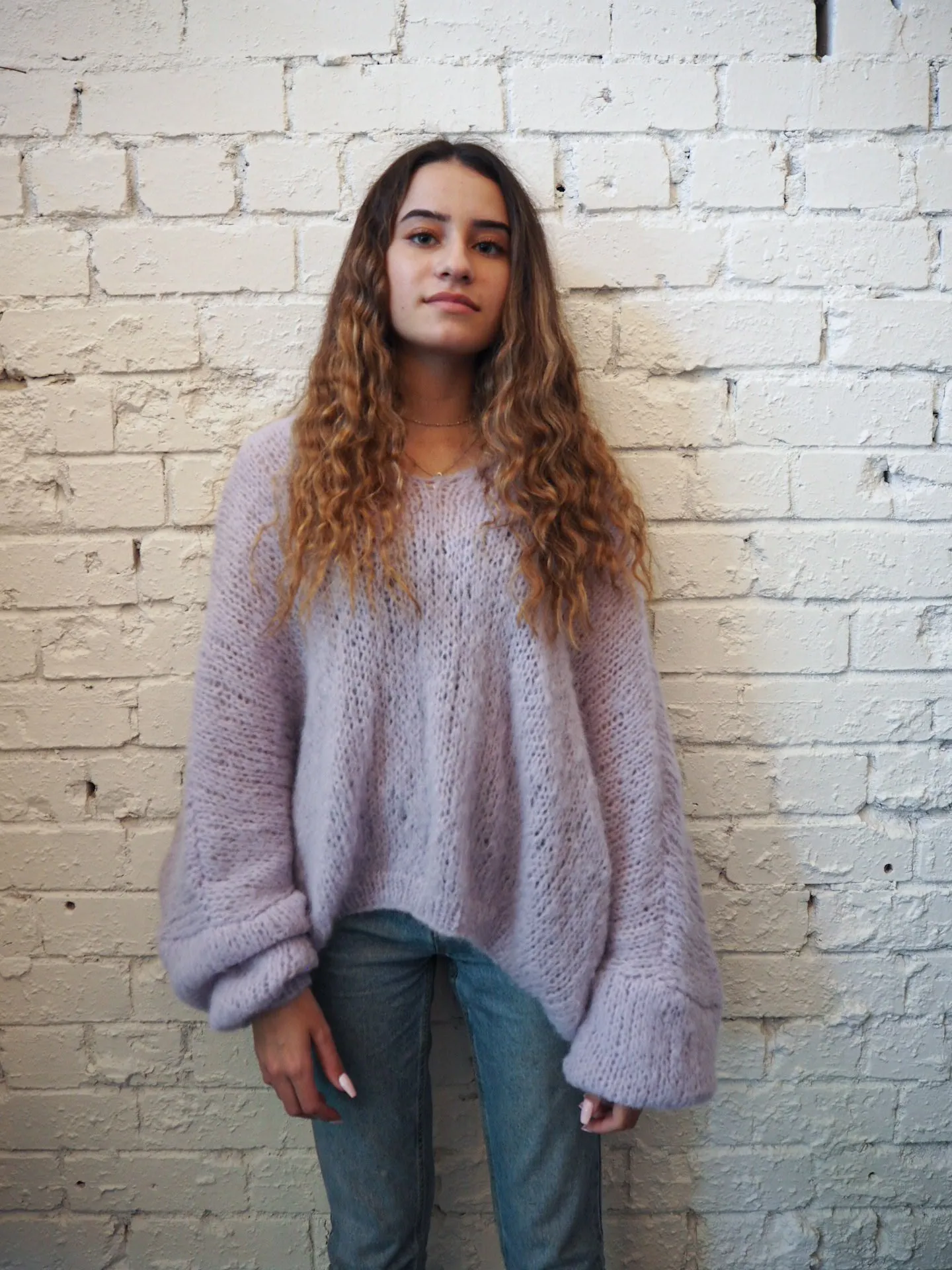 Hand knit batwing V neck sweater (Alpaca) - Nude
