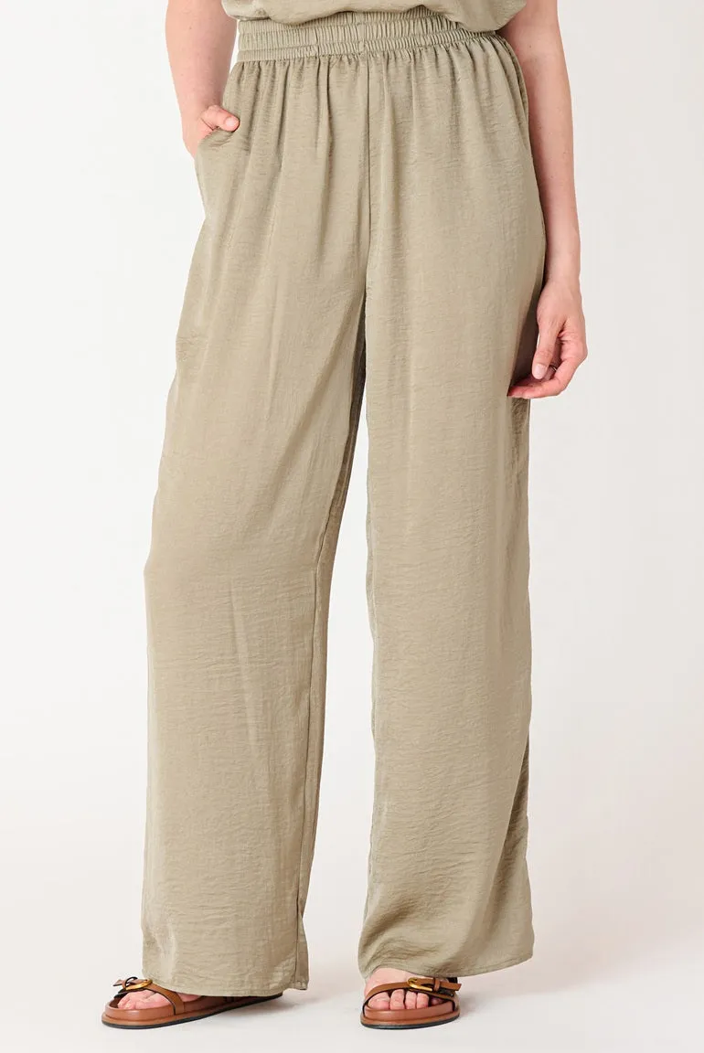 High Waist Flowy Pant