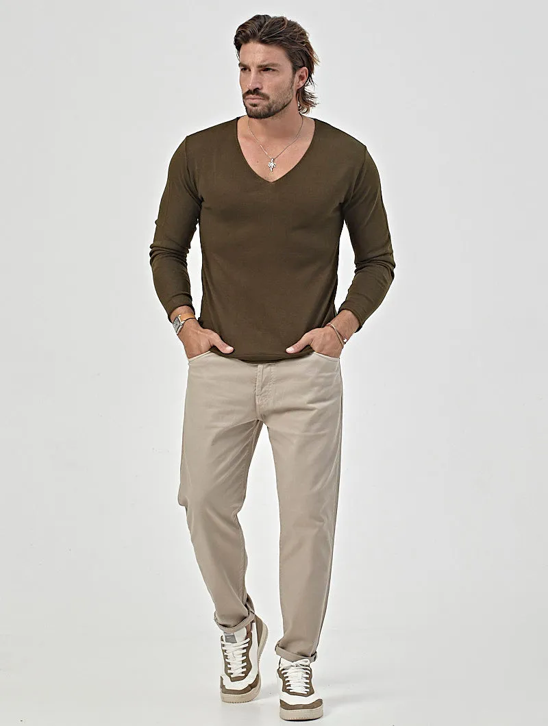 MARCEL V-NECK SWEATER IN GREEN