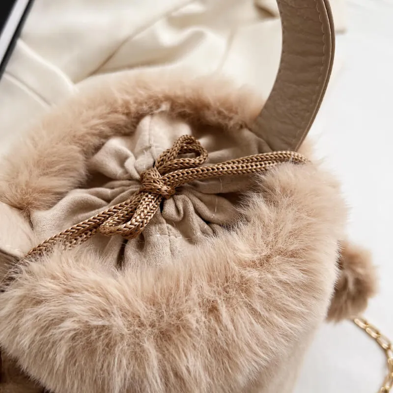 Pink Faux Fur Bucket Bag-Showtown
