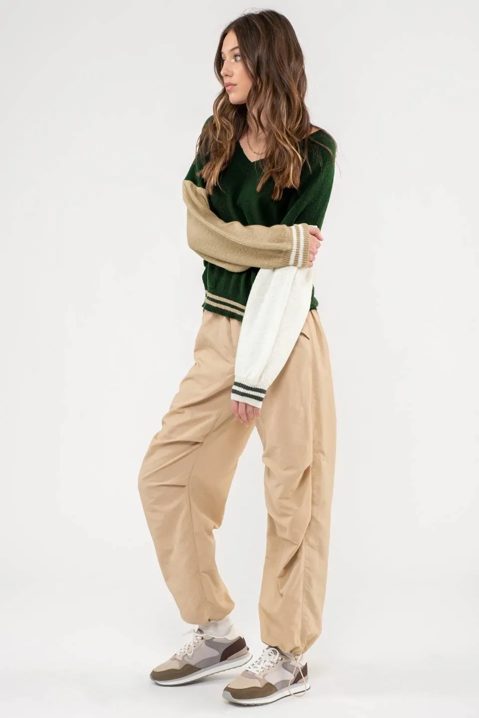 V NECK COLORBLOCK PULLOVER SWEATER