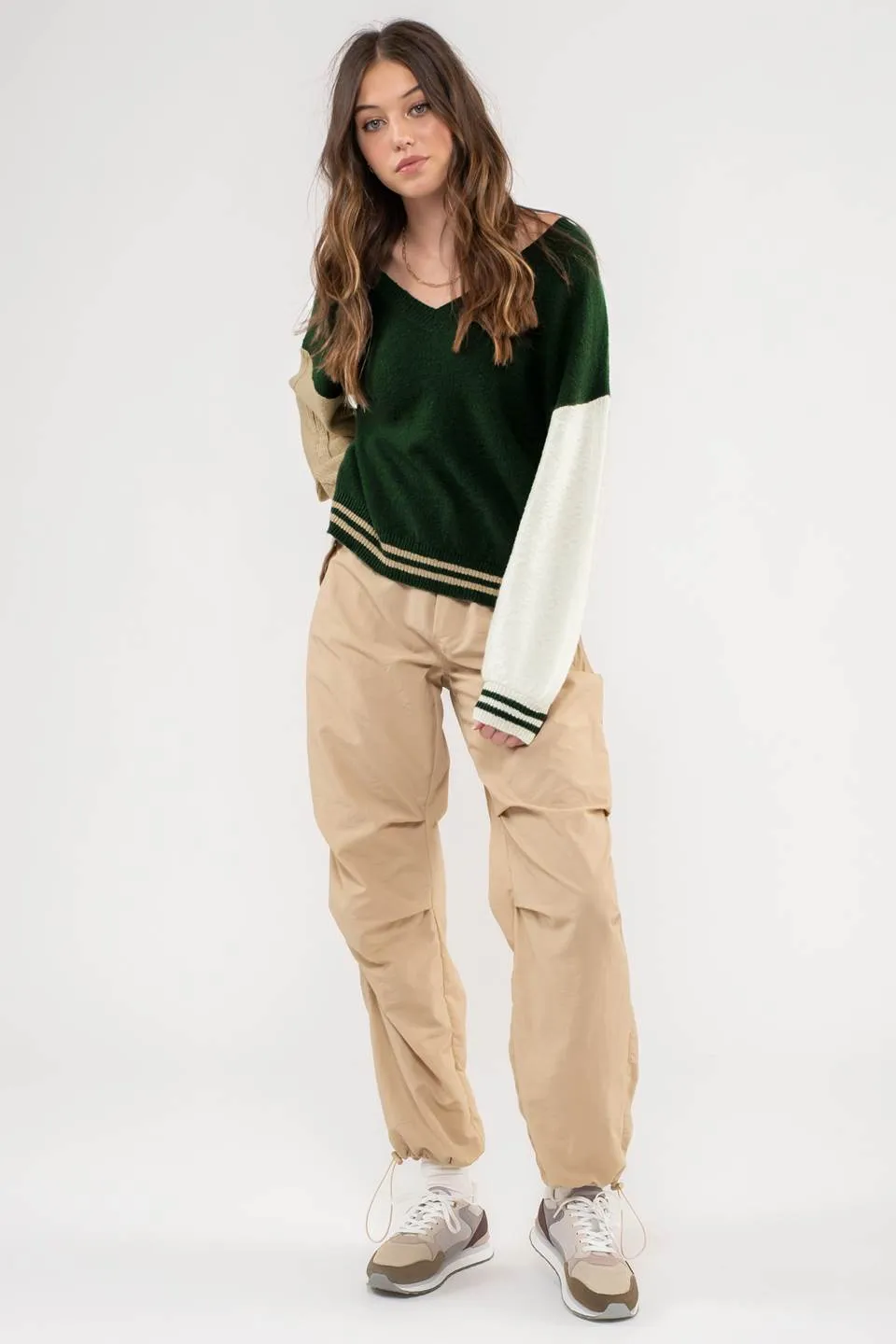 V NECK COLORBLOCK PULLOVER SWEATER