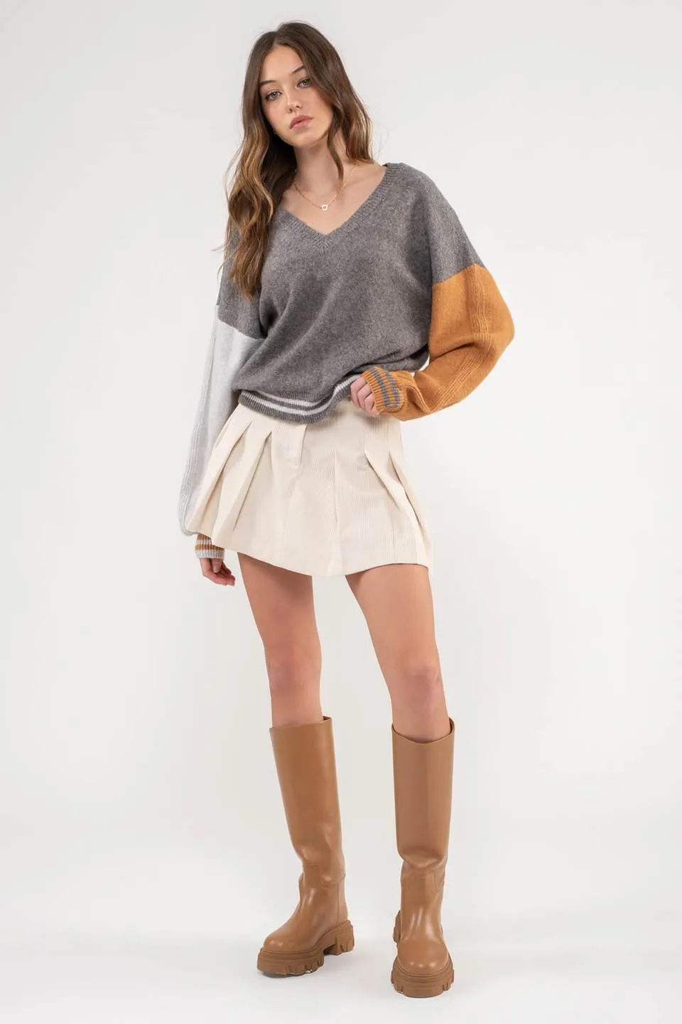 V NECK COLORBLOCK PULLOVER SWEATER